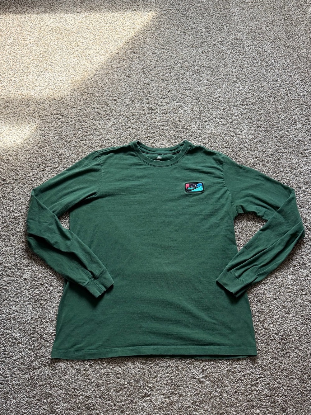 Nike Men’s Green Long-Sleeve Tee